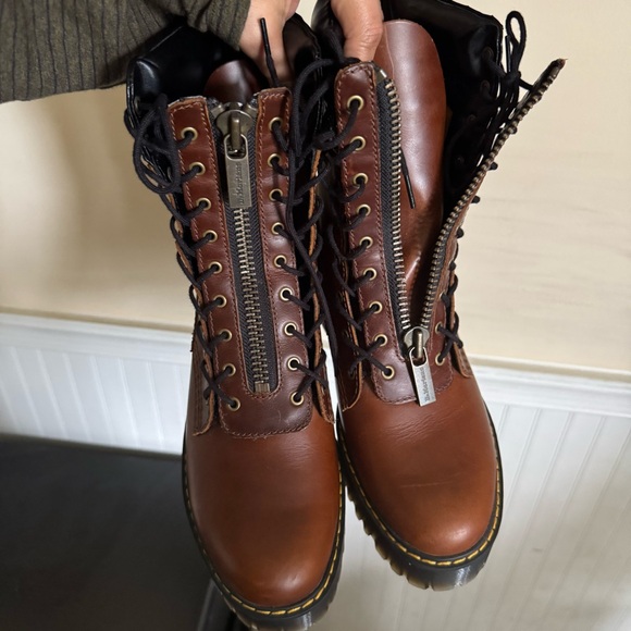 Dr. Martens kamilla boots size 9 - Picture 7 of 7